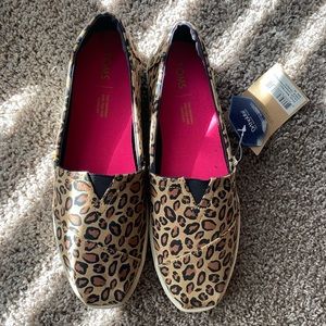 Canvas slip on sneakers